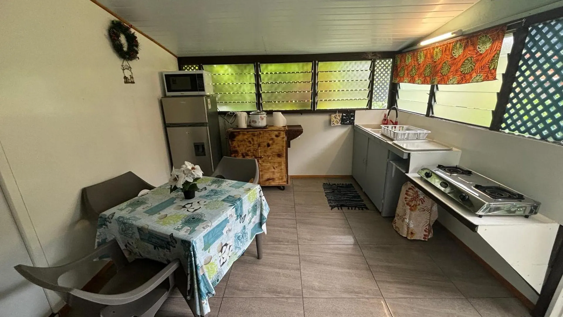 Hotel Iaoraboraborahouse Tereia à Bora Bora Maison d'hôtes
